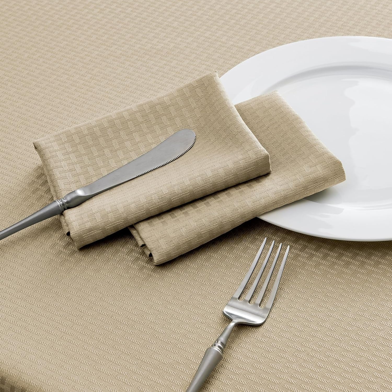 Rectangle Tablecloth Weaved Textured Water Resistant Spill Proof Table Cloth, Decorative Fabric Wrinkle Free Table Cover for Events and Dinner, 60 X 84 Inch, Natural