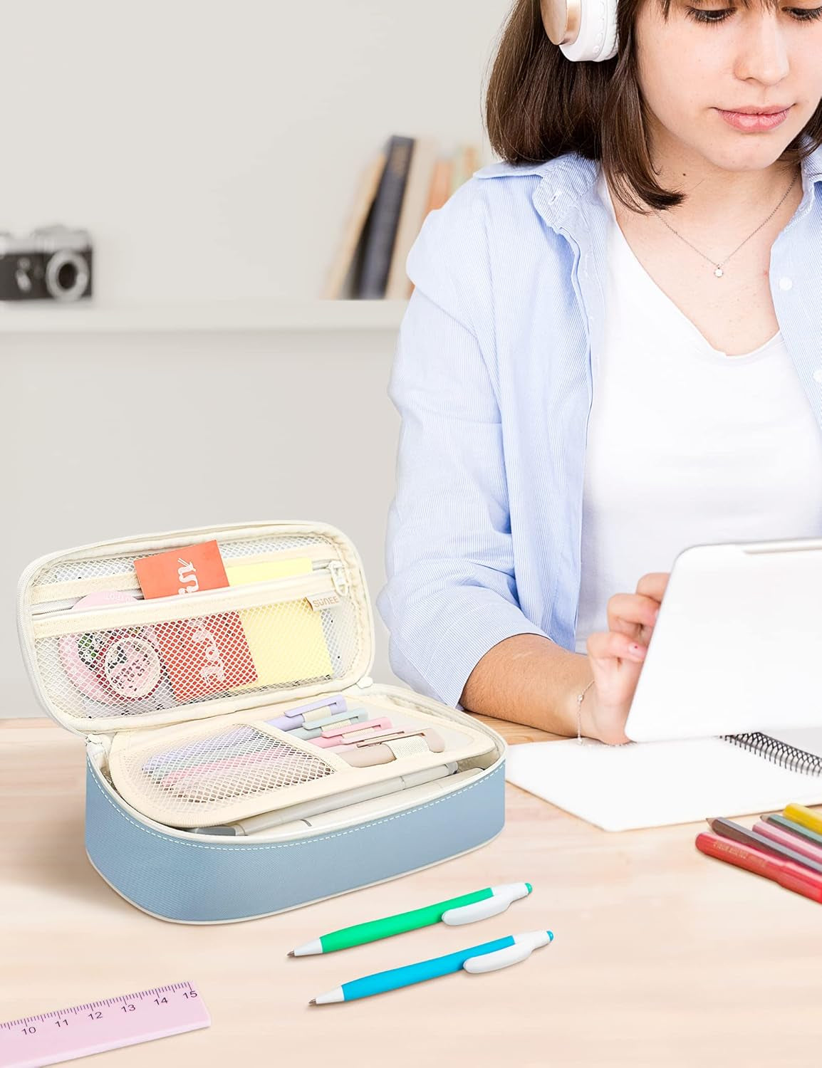 Cute Pencil Case, Aesthetic Pen Pouch, Colored Large Pencil Bag with Zipper, Kawaii Stationery Storage and Organizer, School Supplies for Teen and Adult Girls, Blue