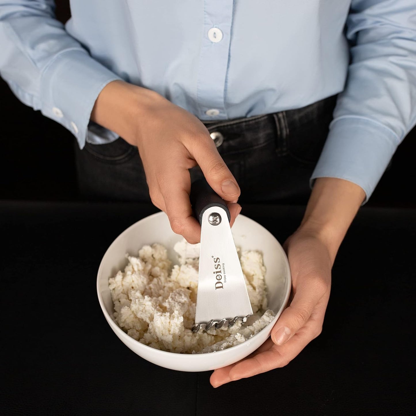 PRO Pastry Cutter - Pastry Blender Stainless Steel & Pastry Dough Cutter, Non-Slip Handle - Dishwasher Safe Dough Blender - Large Hand Butter Cutter Slicer, Pastry Cutter for Baking, Dough Knife